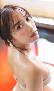 Aesthetic Hikari Kuroki Lingerie Photoshoot: Soft Romantic Style Inspiration from the "Tomorrow, I'll Love You More" Collection - image 17
