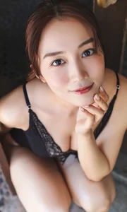 Aesthetic Hikari Kuroki Lingerie Photoshoot: Soft Romantic Style Inspiration from the "Tomorrow, I'll Love You More" Collection - image 13
