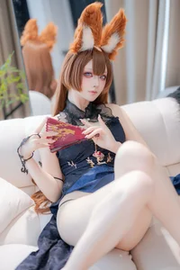 Ethereal Grace: Amagi's Evening Gown Cosplay by Yu Yu - An Azur Lane Masterpiece - image 40