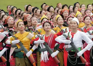 Vietnam's Female Soldiers: Majestic Parade Rehearsal Showcases Strength and Discipline - image 11