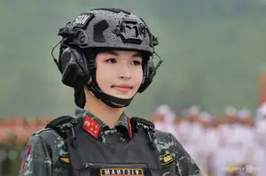 Vietnam's Female Soldiers: Majestic Parade Rehearsal Showcases Strength and Discipline - image 1