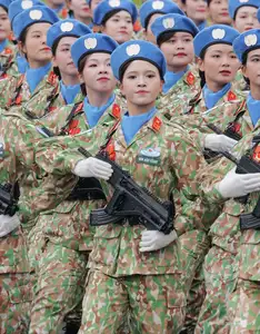 Vietnam's Female Soldiers: Majestic Parade Rehearsal Showcases Strength and Discipline - image 10