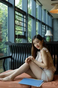 Elegant Corporate Style: The IESS Beautiful Leg Salesperson Photography Collection - image 46