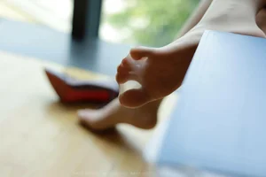 Elegant Corporate Style: The IESS Beautiful Leg Salesperson Photography Collection - image 53