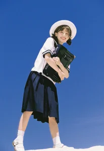 YiTuYu Art Language Vol.10412 Featuring Gu Linx: A Masterclass in Artistic Portraiture - image 1