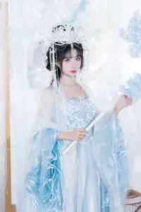 YiTuYu Vol.8652: Discover Xiao Su Su's Ethereal Beauty in Traditional Costume - image 3