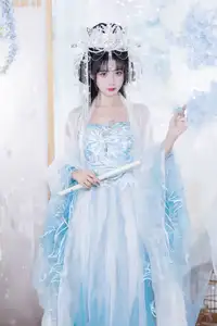 YiTuYu Vol.8652: Discover Xiao Su Su's Ethereal Beauty in Traditional Costume - image 13