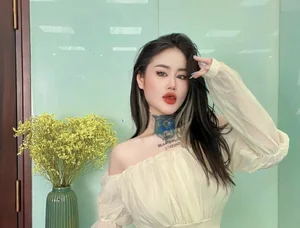 The Transformation of Ngan Baby: From Viral 'Fish Tank Girl' to Social Media Personality - image 3