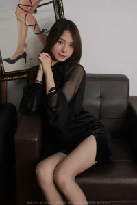 IESS Presents: Xiao Liu in the Dark Night Black Rose Series - image 9