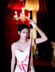 YiTuYu Art Language Vol.10432: An Artistic Portrait Gallery Featuring Model Gai Gai - image 1