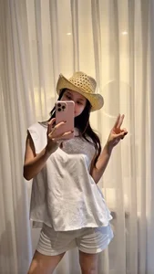 Netizens Celebrate as Popular Thanh Hoa Influencer Hints at Pregnancy in Recent Social Media Posts - image 2