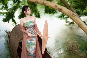 Elegance Redefined: A Look at YiTuYu Art Language Vol.5587 with Di Li Re Ya - image 2