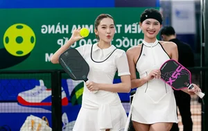 Chic Pickleball Fashion: Emily and the Rise of Court-Side Style Trends - image 0