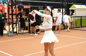 Chic Pickleball Fashion: Emily and the Rise of Court-Side Style Trends - image 7