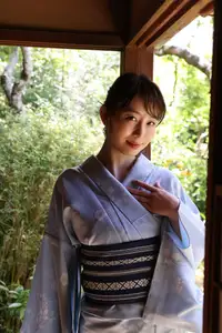 Misumi Shiochi: Captivating Beauty in FRIDAY Digital Photo Book Nocturne Vol.1 - image 5