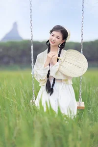 Captivating Visuals: YiTuYu Art Language Vol.5150 Starring Suan La Tang Er - image 2