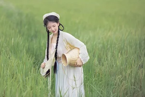Captivating Visuals: YiTuYu Art Language Vol.5150 Starring Suan La Tang Er - image 15