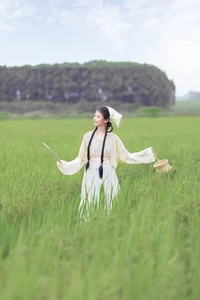 Captivating Visuals: YiTuYu Art Language Vol.5150 Starring Suan La Tang Er - image 4