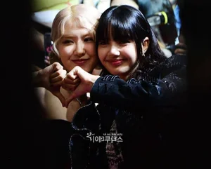 Analyzing K-Pop Beauty Standards and the Evolution of Modern Concert Film Storytelling - image 10