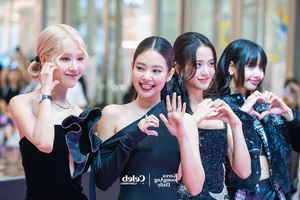 Analyzing K-Pop Beauty Standards and the Evolution of Modern Concert Film Storytelling - image 17