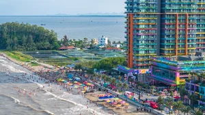 Discover 4 New Luxury 5-Star Hotels in Vietnam for Your Ultimate Summer Vacation - image 9