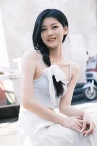 Minimalist Lifestyle Aesthetic: YiTuYu Art Language Vol.4510 Featuring Yu Jun - image 0