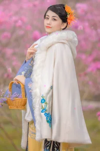 Elegant Portrait Photography: YiTuYu Art Language Vol.8888 featuring Tang Tang - Artistic Lifestyle and Aesthetic Fashion Inspiration - image 7
