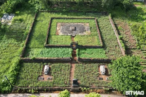 Exploring the Ancient Tombs of the Nguyen Lords: A Preserved Architectural Masterpiece in Vietnam - image 6