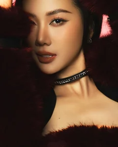 Bui Quynh Hoa Delivers a Slay Performance in MIQVN 2025 Episode 3: Exploring Her Unique High-Fashion Layout - image 5