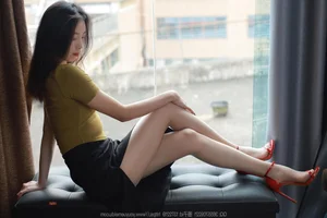 Elegant Style and Sophistication: Xiao Jiu in the IESS High Slit Long Dress Series - image 38