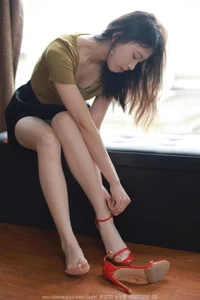 Elegant Style and Sophistication: Xiao Jiu in the IESS High Slit Long Dress Series - image 37