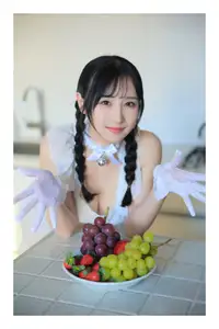 Discover Yuika Onosaka's Sweet Charm in the Captivating Super Sweetie Photobook Part03 - image 4