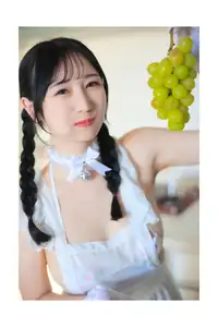 Discover Yuika Onosaka's Sweet Charm in the Captivating Super Sweetie Photobook Part03 - image 7