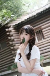 Timeless Beauty in YiTuYu Art Language Vol.5798 Featuring Lin Lin - image 1