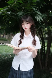 Timeless Beauty in YiTuYu Art Language Vol.5798 Featuring Lin Lin - image 4