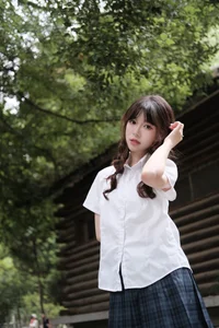 Timeless Beauty in YiTuYu Art Language Vol.5798 Featuring Lin Lin - image 0