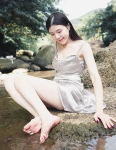 Ethereal Nature Photography: Stunning Outdoor Fashion Shoots by the Stream Featuring Soft Silhouettes - image 1