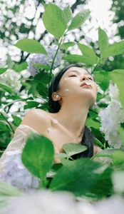 YiTuYu Art Language Vol.7354 Featuring Model Yi: A Masterpiece of Portrait Photography - image 3