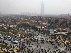 Inside the Luxury Village Where Residents Receive Free Villas and Supercars - image 4