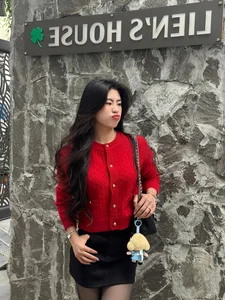 Beyond the Pitch: The Elegant Daily Style of Vietnam’s Women’s Football Stars - image 1
