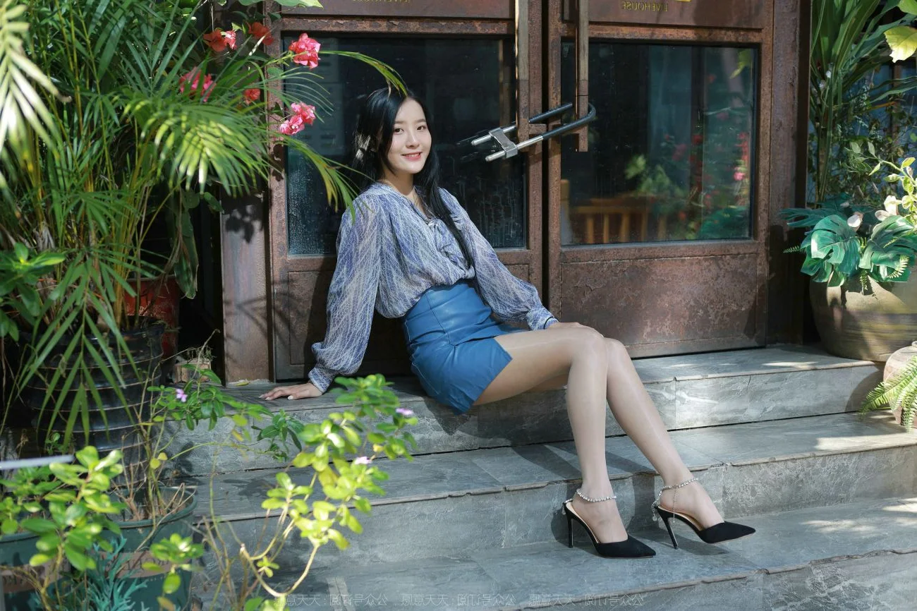Wanping in Shiny Blue Skirt: IESS Premium Hosiery and Fashion Photography Collection