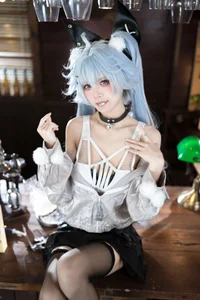 The Art of Healing: A Dreamy Florence 'Medical Heart' Cosplay Inspiration - image 1