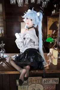 The Art of Healing: A Dreamy Florence 'Medical Heart' Cosplay Inspiration - image 0