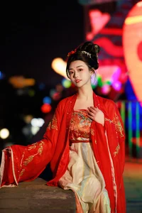 Artistic Elegance: YiTuYu Art Language Vol.4731 Featuring Pei Tong Xue - image 2