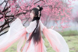 A Floral Dreamscape: YiTuYu Vol.8854 Qi Luo Sheng De Xiao Su Su in Hanfu - image 20