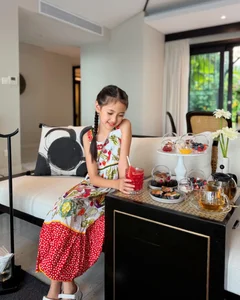 Luxury Kids' Fashion: Inside the Stylish Wardrobe of Ha Kieu Anh’s Daughter - image 10