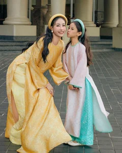 Luxury Kids' Fashion: Inside the Stylish Wardrobe of Ha Kieu Anh’s Daughter - image 2