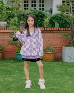 Luxury Kids' Fashion: Inside the Stylish Wardrobe of Ha Kieu Anh’s Daughter - image 7