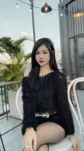 Elegant Girl Portrait: Captivating Asian Beauty, Refined Fashion Style - image 3