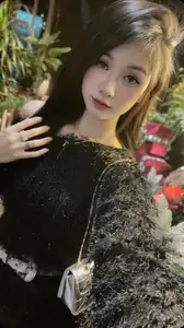 Elegant Girl Portrait: Captivating Asian Beauty, Refined Fashion Style - image 2